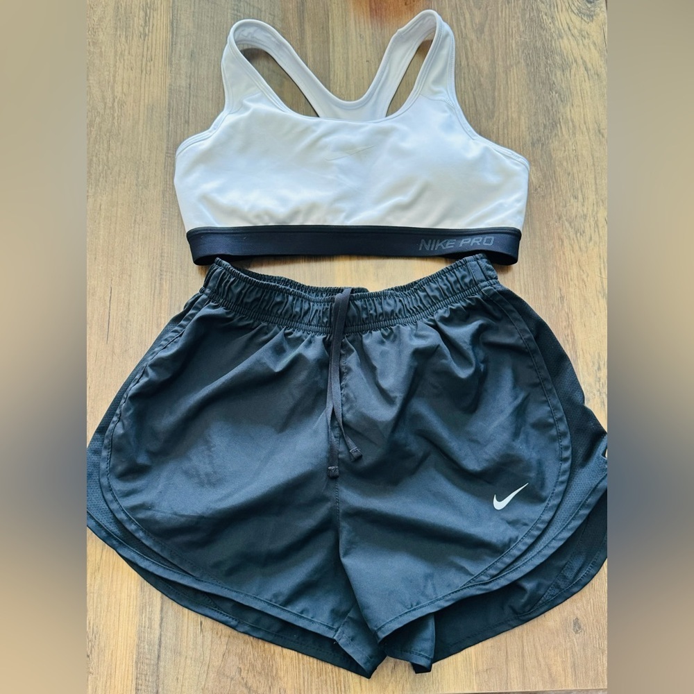 Nike Set Running Shorts Small Dri Fit Small Black Lined And SportBra Medium